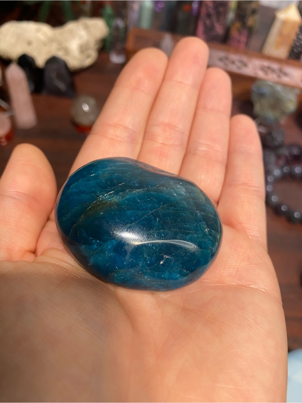 Blue Apatite Palm Stone - Picture 12 of 13